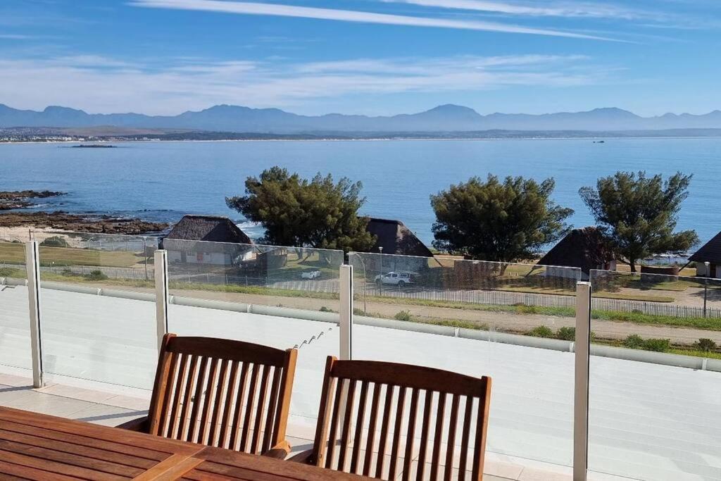 Nautica 204 At The Bay Apartment Mossel Bay Exterior photo